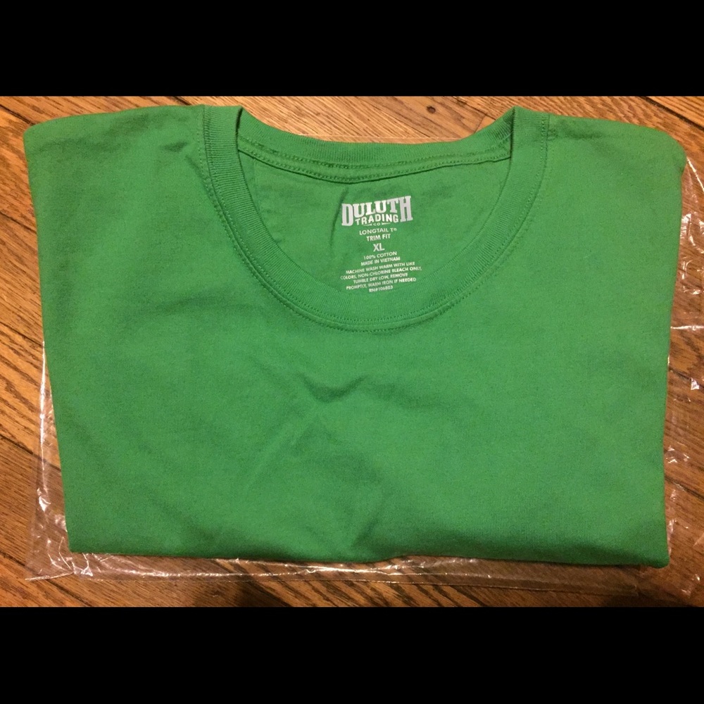 NWT Duluth T-shirt
